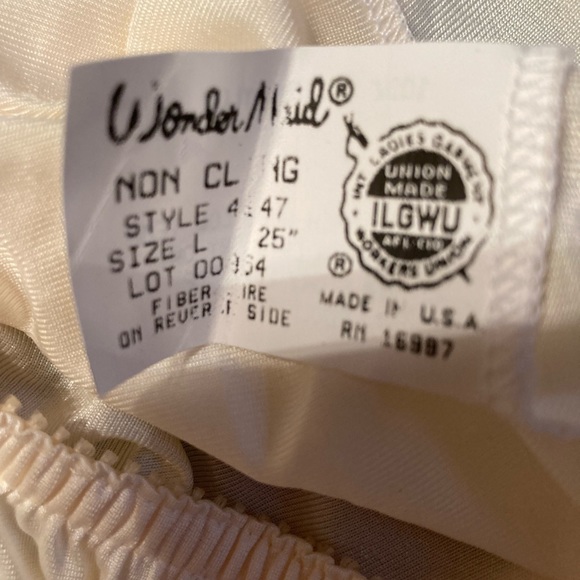 Says size Large but fits like a small Women’s slip Wonder Maid - Picture 4 of 4